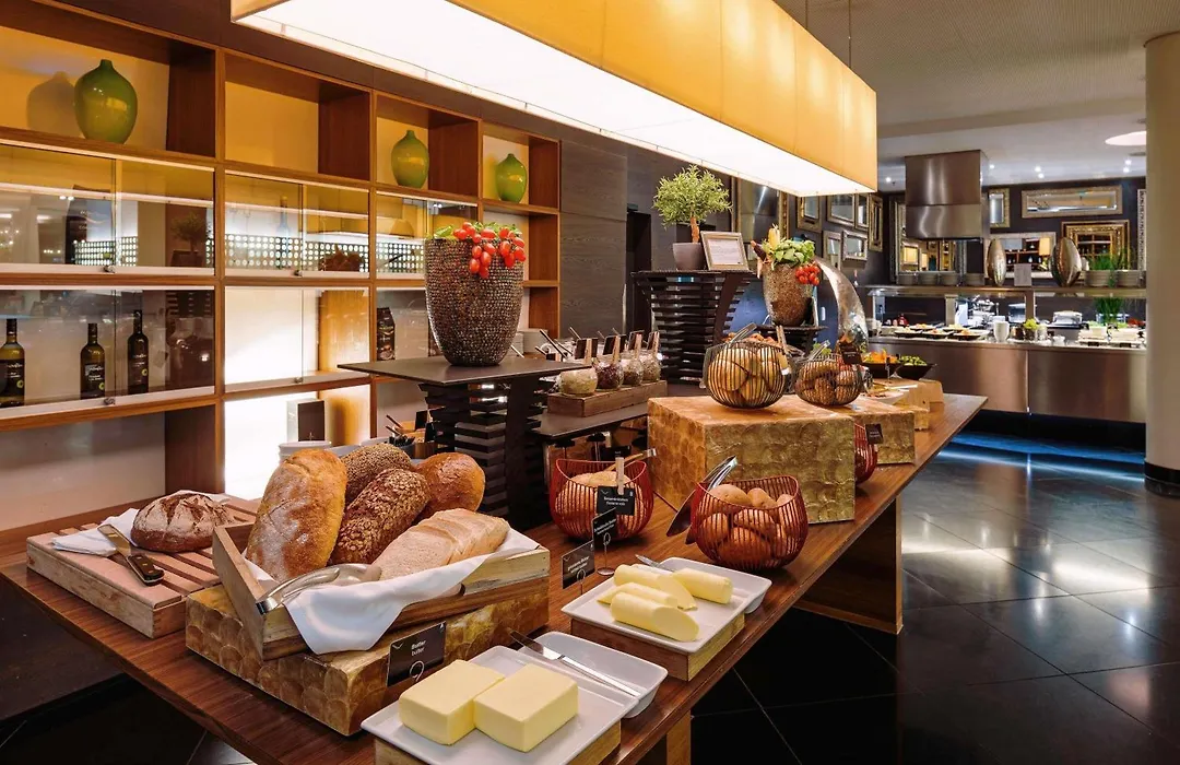 Moevenpick Hotel Stuttgart Airport-1